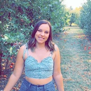 Meet your Posher, Sara